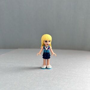 LEGO Friends Stephanie mini-doll figure